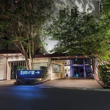 Motel Stars Taichung Eksteriør bilde