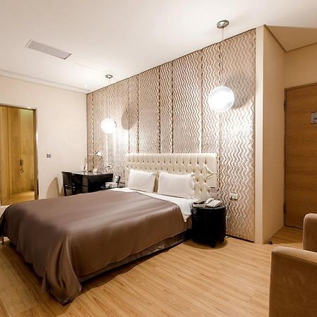 Motel Stars Taichung Eksteriør bilde