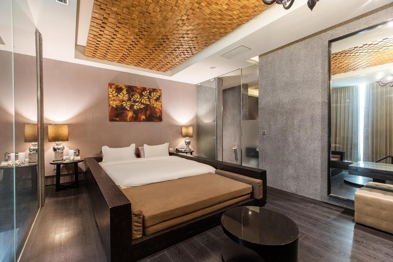 Motel Stars Taichung Eksteriør bilde