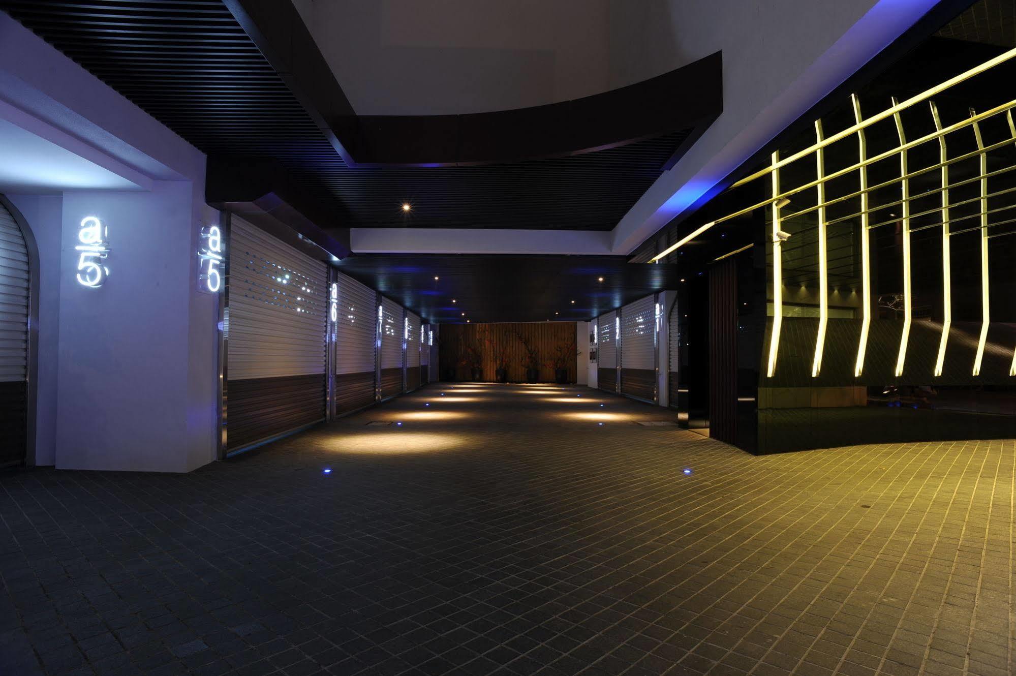 Motel Stars Taichung Eksteriør bilde